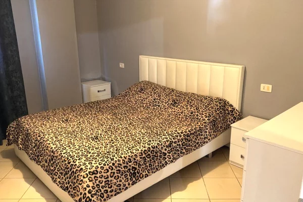 Shtepi me qera 1+1 ne Tirane - 550 Euro