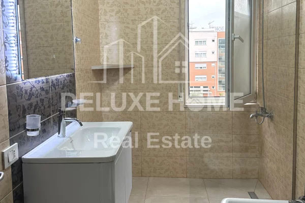 Shtepi me qera 2+1 ne Tirane - 800 Euro