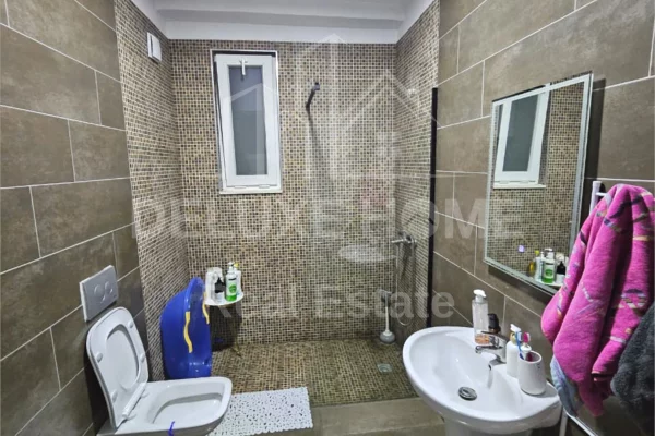 Shtepi me qera 1+1 ne Tirane - 450 Euro