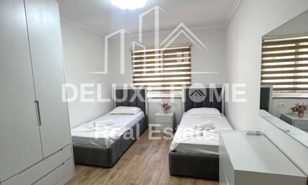 Appartamento in affitto a Tirana 2+1, Arredato