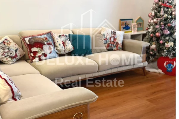 Appartamento in affitto a Tirana 2+1, Arredato