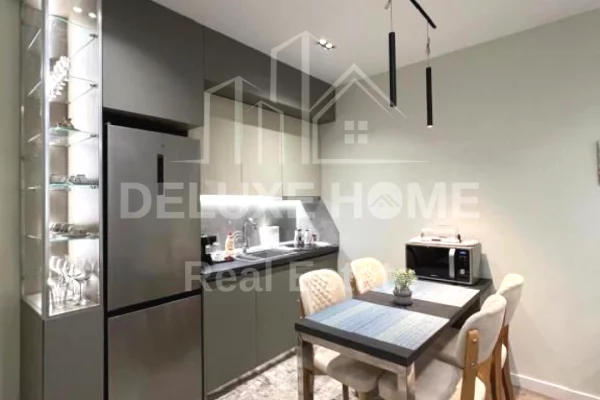 Appartamento in affitto a Tirana 1+1, Arredato