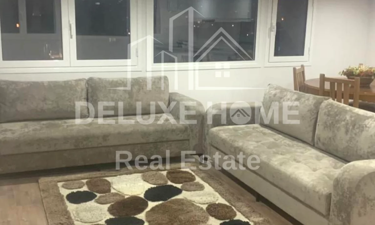 Appartamento in vendita a Tirana 1+1, Arredato