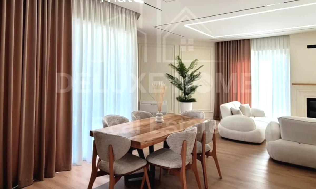 Villa di lusso in affitto a Tirana 2+1, Arredato