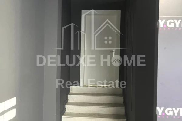  Dyqan me Qira – Rruga Barrikadave