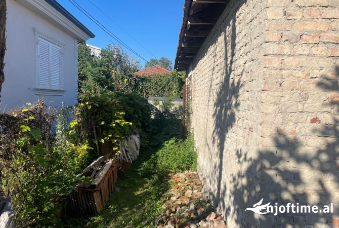 House for Sale 2+1 in Tirana - 60,000 Euro