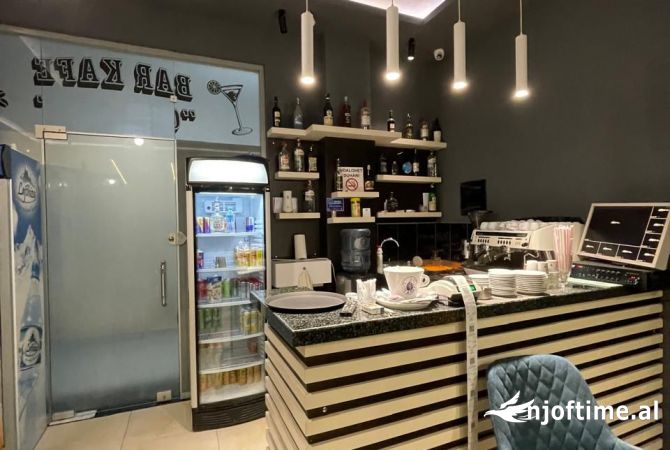Ambient biznesi me qera 2+1 ne Tirane - 500 Euro