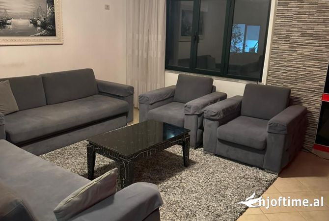 Shtepi ne shitje 1+1 ne Tirane - 120,000 Euro