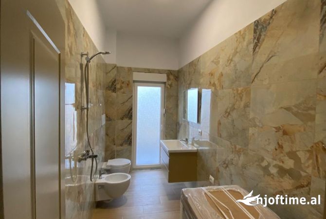 Shtepi me qera 1+1 ne Tirane - 360 Euro