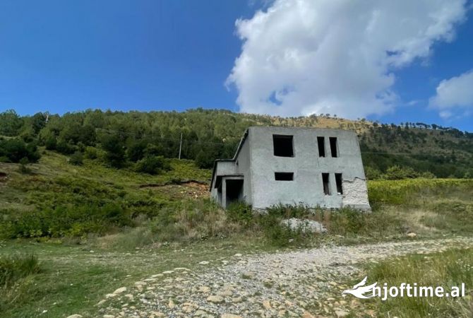 Ambient biznesi ne shitje 5+1 ne Kruje - 60,000 Euro