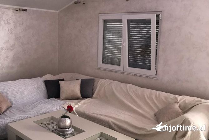 Shtepi ne shitje 2+1 ne Tirane - 520,000 Euro