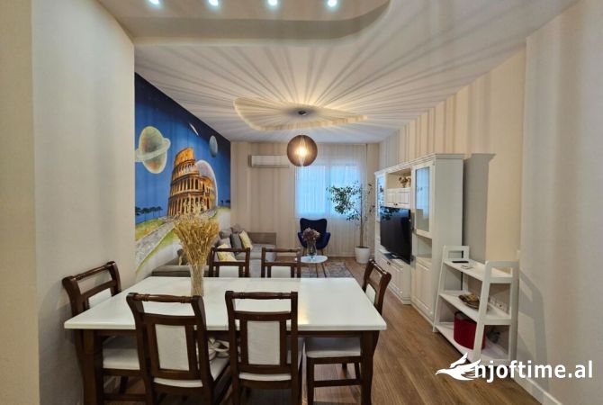 Shtepi ne shitje 2+1 ne Tirane - 180,000 Euro