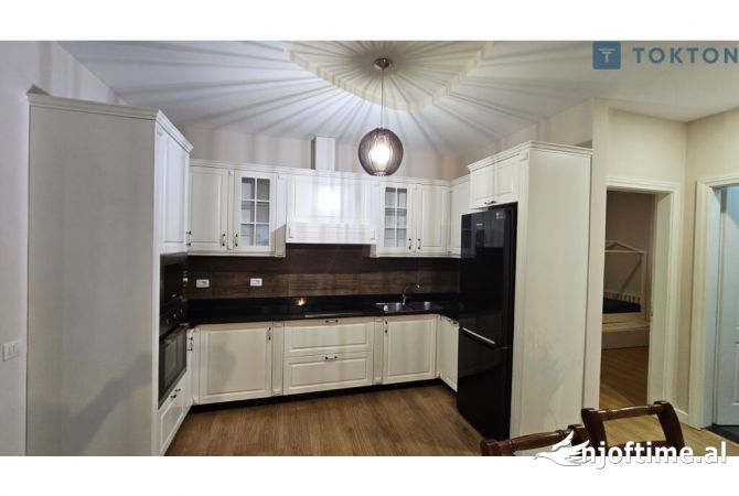 Shtepi ne shitje 2+1 ne Tirane - 180,000 Euro