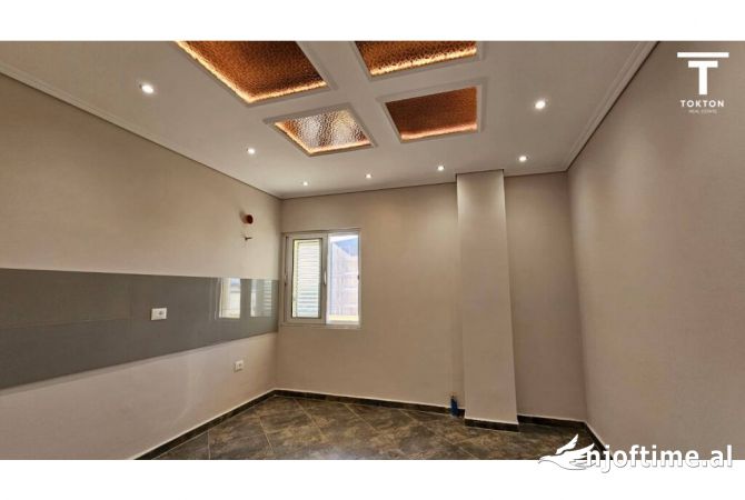 Shtepi ne shitje 2+1 ne Tirane - 150,000 Euro