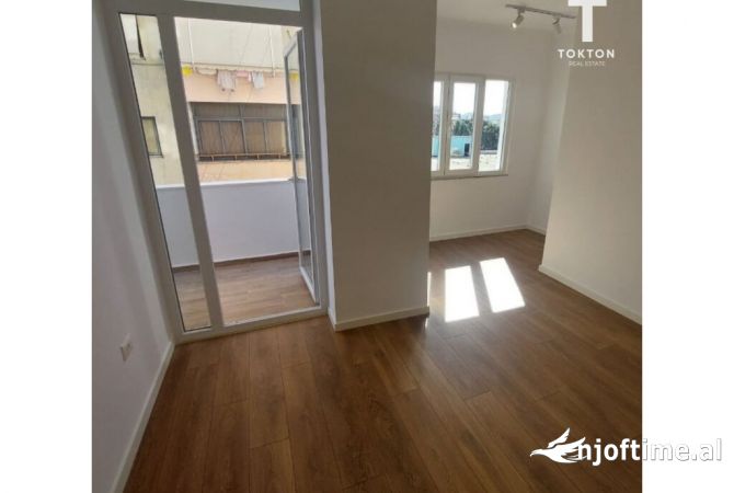 Shtepi ne shitje 2+1 ne Tirane - 185,000 Euro