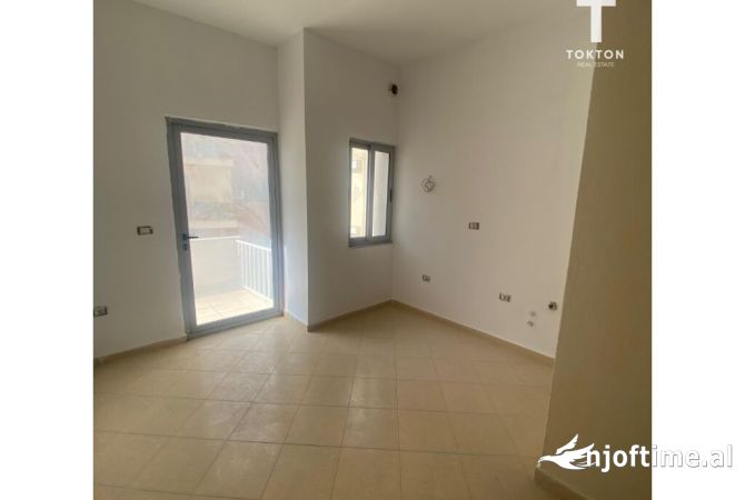 Shtepi ne shitje 2+1 ne Tirane - 110,400 Euro