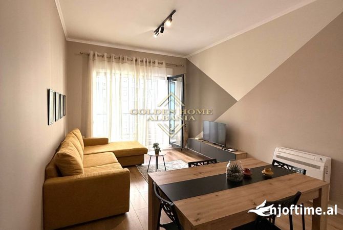 Shtepi me qera 2+1 ne Tirane - 70,000 Leke