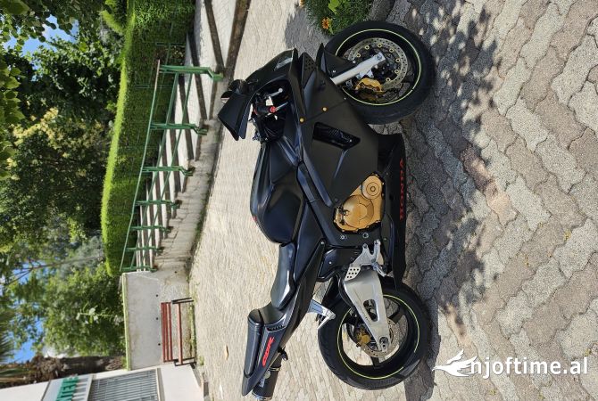 Motorra ne shitje ne Tirane - 3,800 Euro