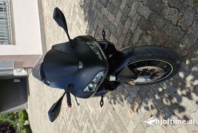 Moto e Scooter in vendita  a Tirana - 3,800 Euro