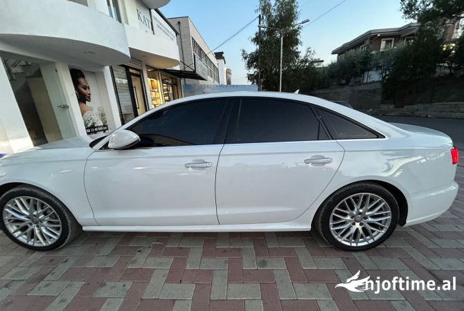 Auto in Vendita  a Tirana - 19,000 Euro