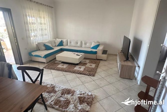 Shtepi me qera 2+1 ne Tirane - 45,000 Leke