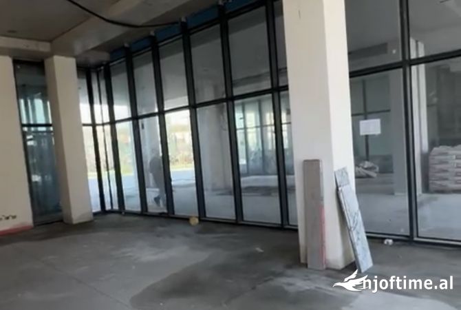 Ambient biznesi me qera 1+1 ne Tirane - 2,600 Euro