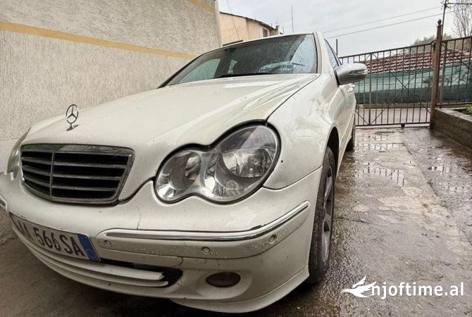 Cars for sale in Tirana - 4,700 Euro