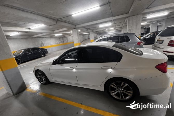Auto in Vendita  a Tirana - 13,500 Euro