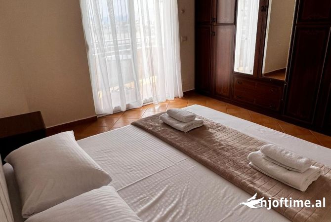 Shtepi me qera 2+1 ne Vlore - 30,000 Leke