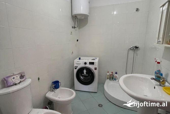Shtepi me qera 2+1 ne Tirane - 600 Euro