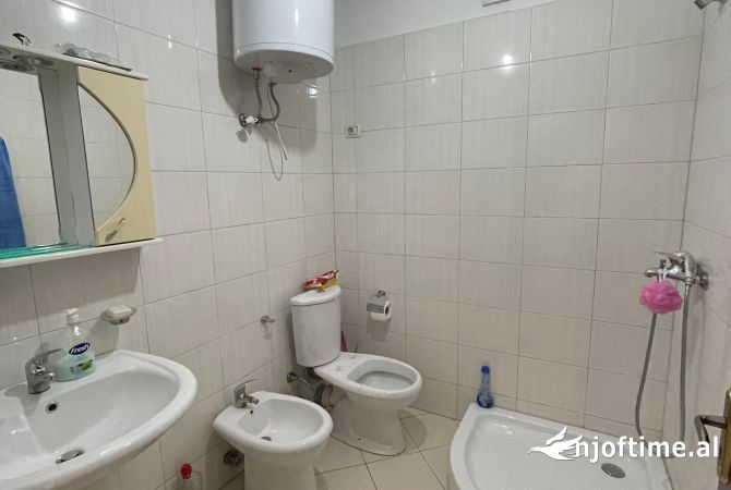 Shtepi me qera 2+1 ne Tirane - 600 Euro
