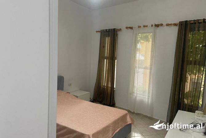 Shtepi me qera 2+1 ne Tirane - 500 Euro