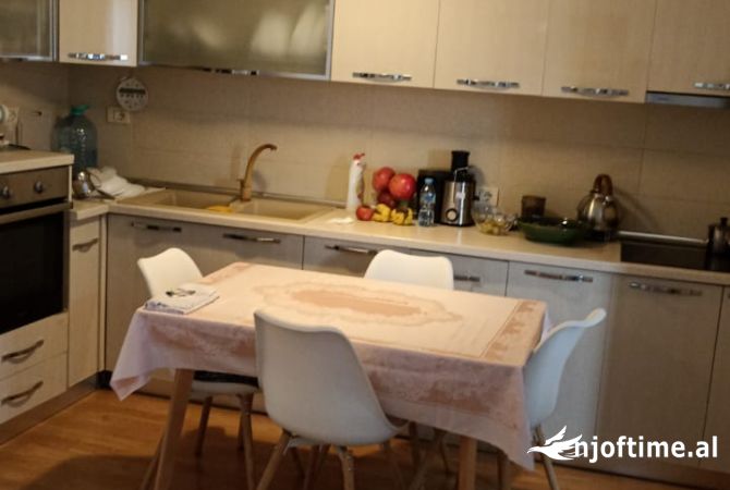 Shtepi ne shitje 1+1 ne Tirane - 159,000 Euro