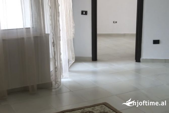 Shtepi ne shitje 2+1 ne Tirane - 125,000 Euro
