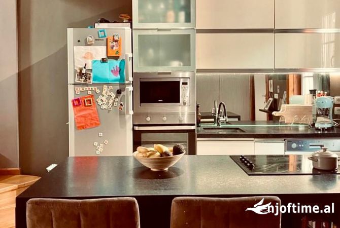 Shtepi me qera 3+1 ne Tirane - 1,200 Euro