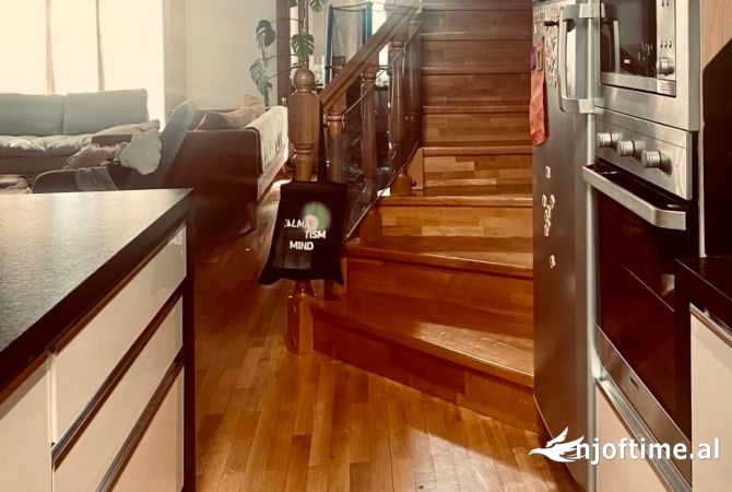 Shtepi me qera Apartament ne Tirane, 3+1, Mobilimi E mobiluar, Pagesa 1,200  Euro.