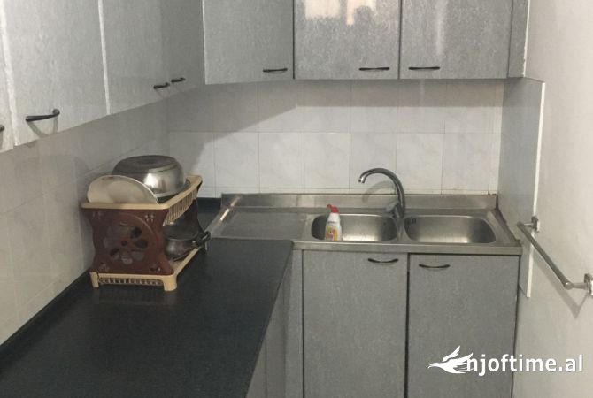 Shtepi me qera 3+1 ne Tirane - 550 Euro