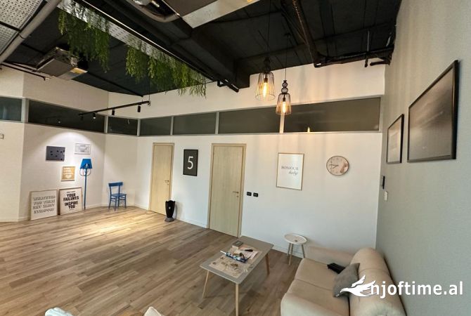 Ambient biznesi ne shitje 3+1 ne Tirane - 270,000 Euro