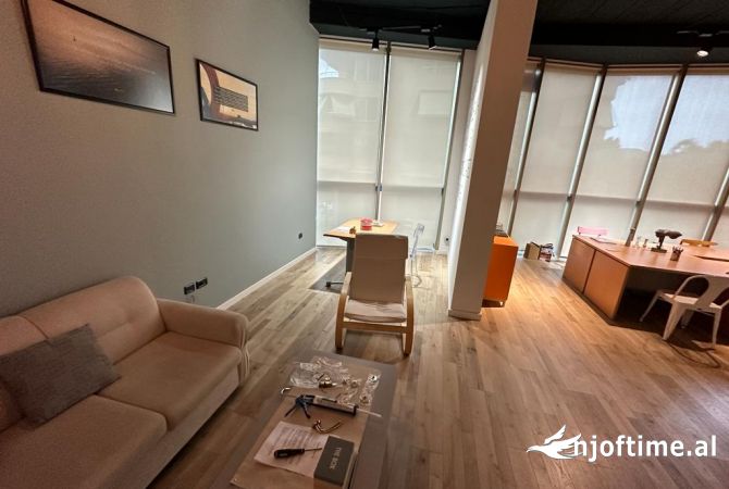 Ambient biznesi ne shitje 3+1 ne Tirane - 270,000 Euro