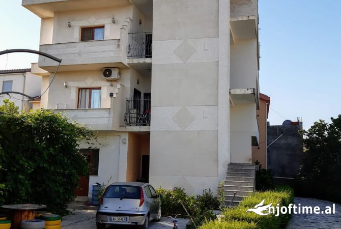 Shtepi me qera 1+1 ne Tirane - 300 Euro
