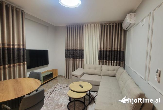 Shtepi me qera 2+1 ne Tirane - 500 Euro