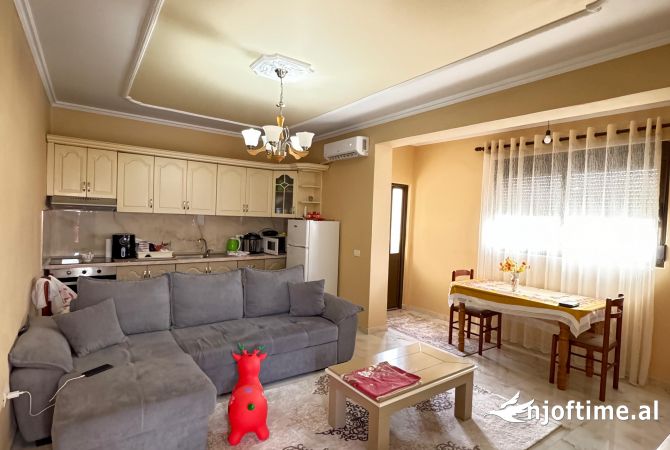 Shtepi me qera 2+1 ne Tirane - 501 Euro