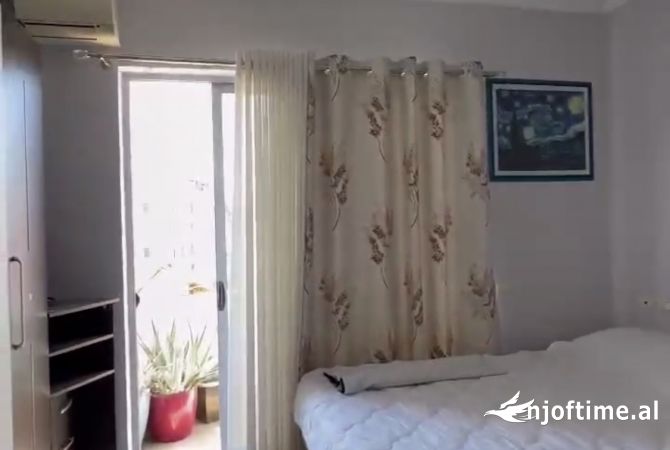 Shtepi me qera 2+1 ne Tirane - 450 Euro