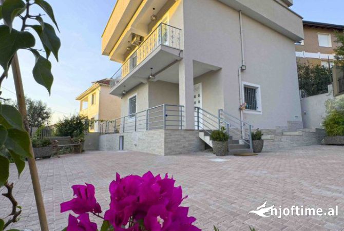 Shtepi me qera Shtepi Private ne Tirane, 3+1, Mobilimi E mobiluar, Pagesa 1,100  Euro.