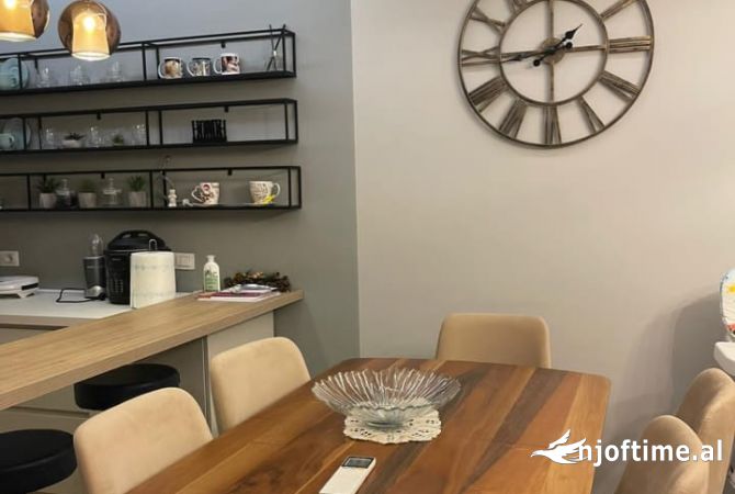 Shtepi me qera 2+1 ne Tirane - 600 Euro