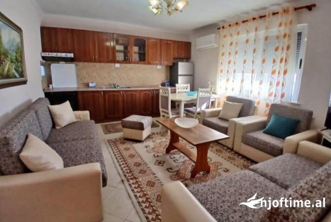 Shtepi me qera 2+1 ne Tirane - 500 Euro
