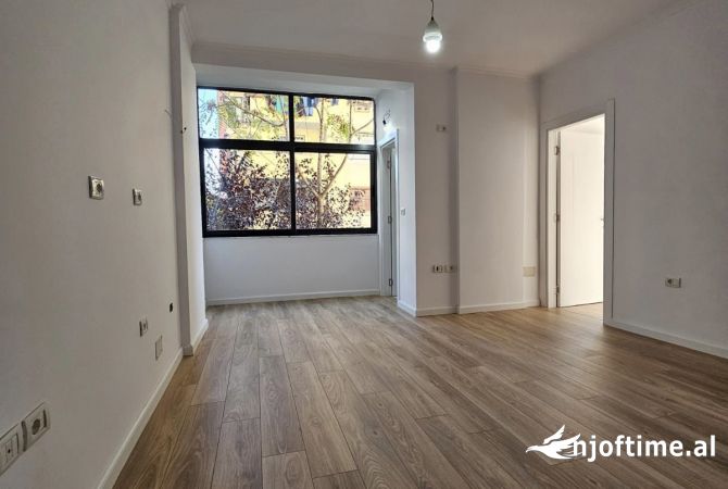 Shtepi ne shitje 1+1 ne Tirane - 112,000 Euro