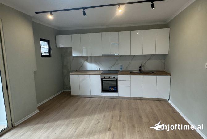 Shtepi ne shitje 1+1 ne Tirane - 83,000 Euro