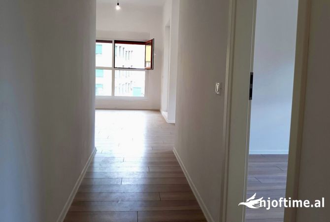 Shtepi ne shitje 1+1 ne Tirane - 90,000 Euro