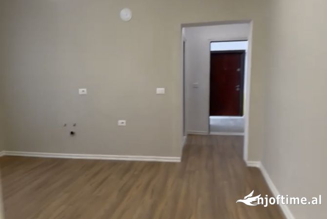 Shtepi ne shitje 1+1 ne Tirane - 125,000 Euro